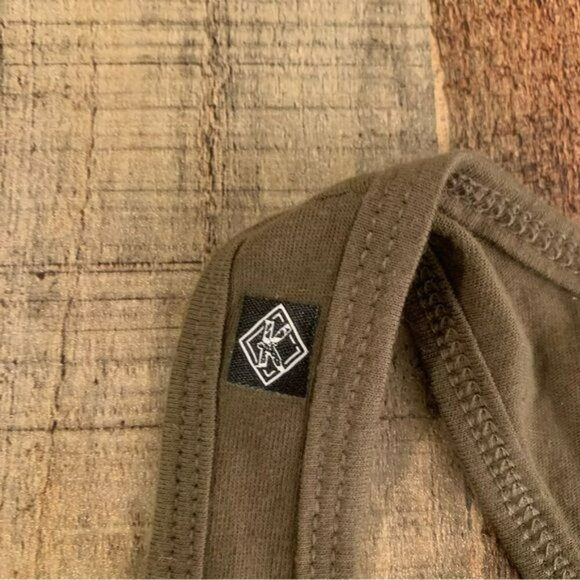 Kamakazee womens lioness because unicorns are overrated funny green tank top -S - Picture 7 of 8